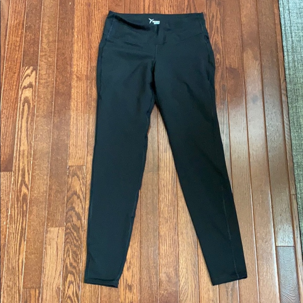 Old Navy black compression leggings